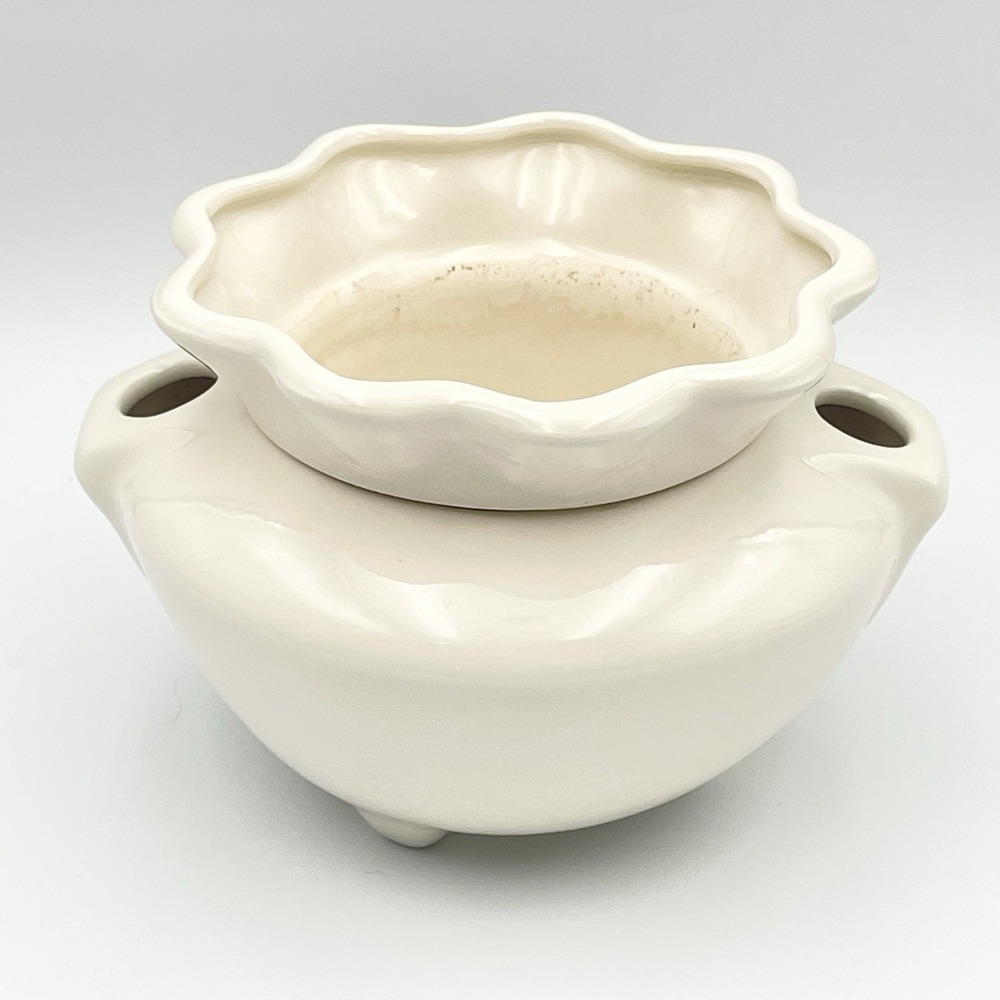 Ceramic African Violet White Cream Color Self Watering Flower Pot 5.5" x 3.75"